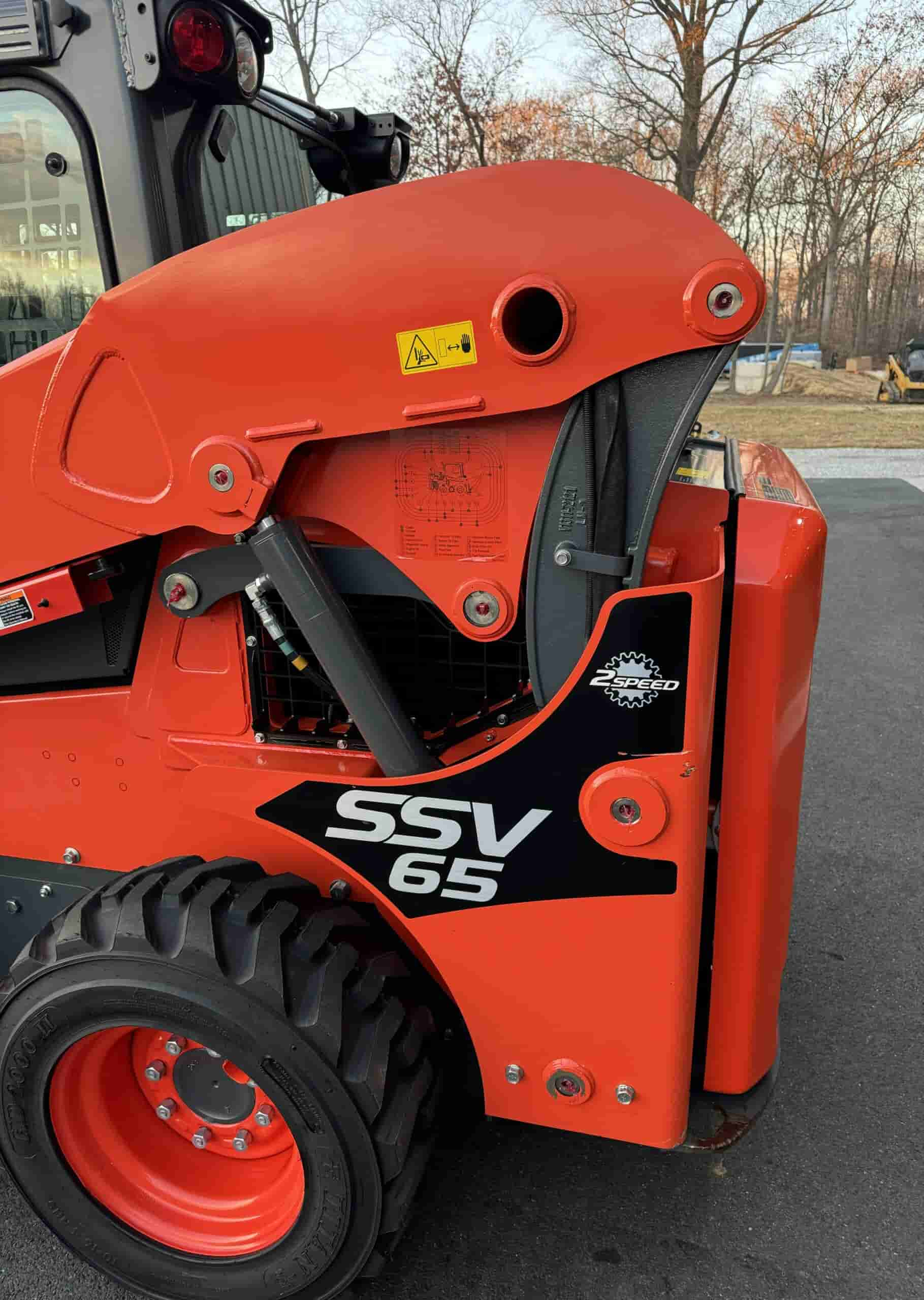 2022 KUBOTA SSV65 HIGH FLOW
